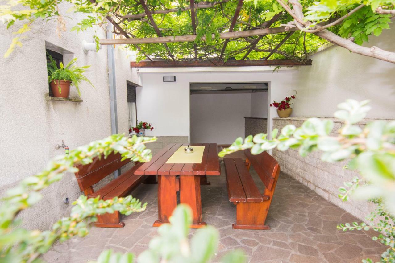Apartment Vida - Amazing Place With Garden And Terrace Рієка Екстер'єр фото